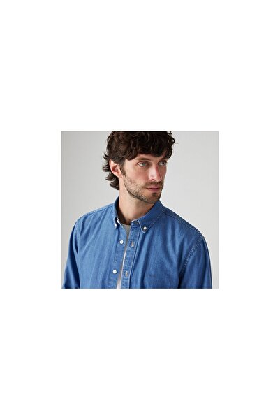 Levi's Authentic Button-Down Shirt