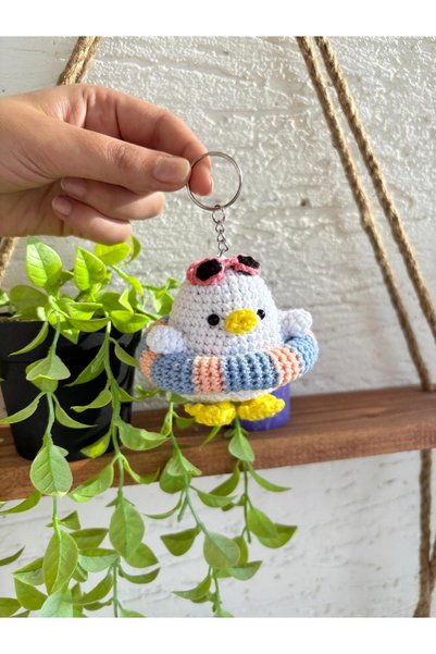 Luma desingss Duck Organic Amigurumi Keychain