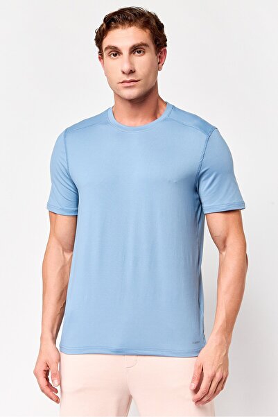 motion Men Sportswear Fit Short Sleeve Training T-Shirt, Pastel Blue