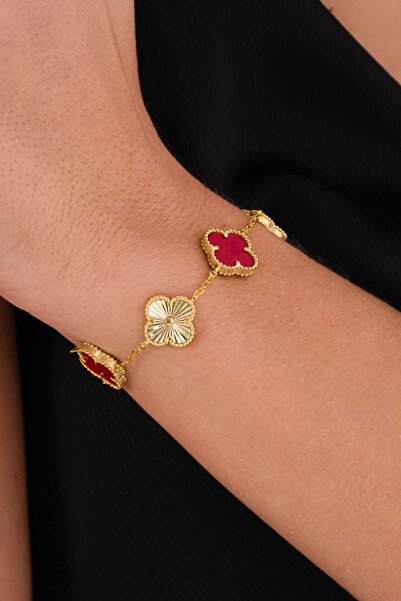 AcestesDesign Yonca Şans Model 5 Motifli Kırmızı Renk Taşlı Kalemli Gold Tasa...