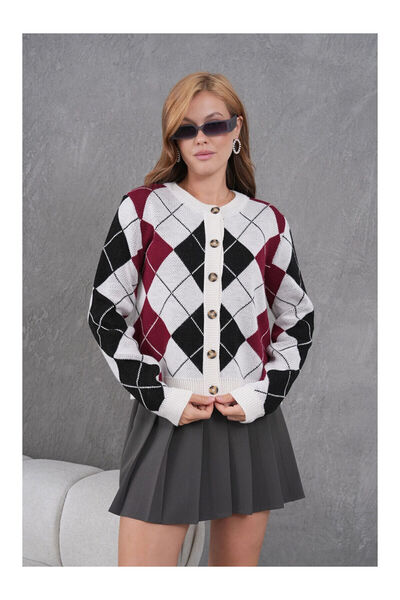 LC Waikiki Nevavm Women's Oval Collar Diamond Pattern Button Closure Knitwear...