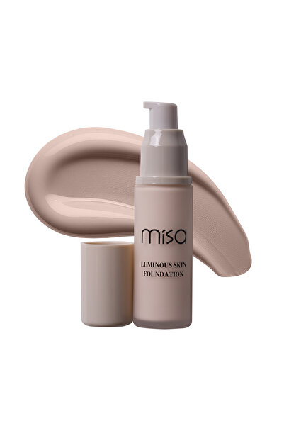 Iuliana Sandu, Misa MISA Luminous Skin Foundation 001 Porcelain Beige