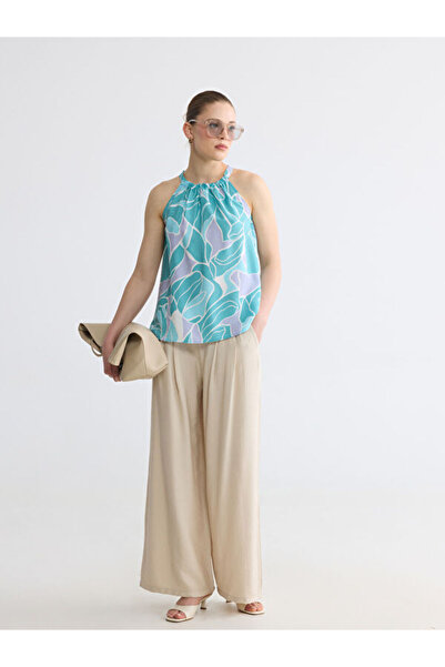 LC Waikiki Rmz Gi̇yi̇m Farkiyla Women's Pleated Trousers with Waist Cord
