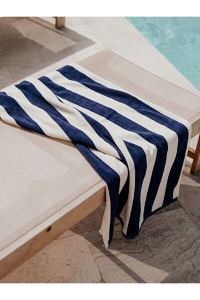 LC Waikiki منشفة الشاطئ الرجالية I xStriped من Freezen Store مقاس 70x150 سم