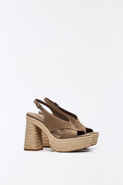 Bershka Jüt platform topuklu sandalet