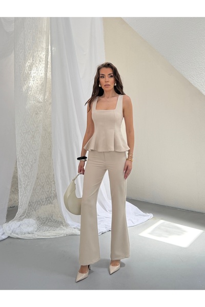 LE CARAMBOLE Women's Beige Square Collar Blouse Pants Double Set