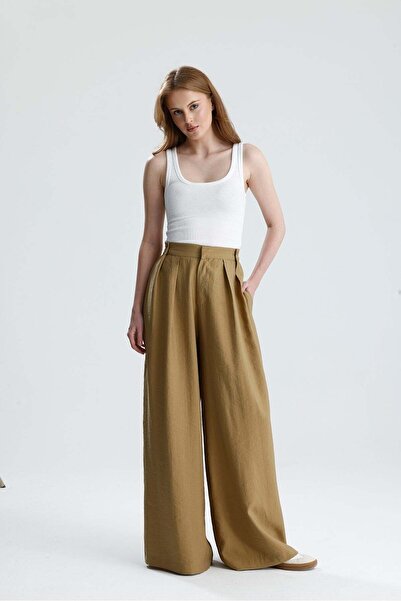 minaaise Women's Oil Green Pleated Pallazzo Premium Fabric Trousers 31107