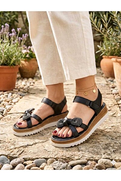 McDark Women's Wedge Heeled Sandals-Black