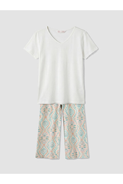 LC Waikiki V Neck Patterned Women's Capri Pyjamas Set