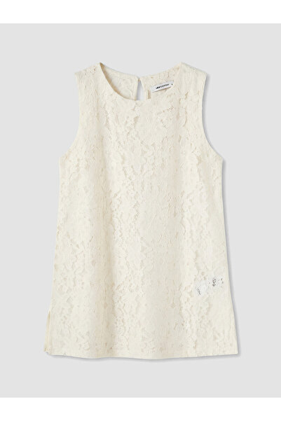 LC Waikiki Nevavm Oval Collar Lace Blouse with a Difference