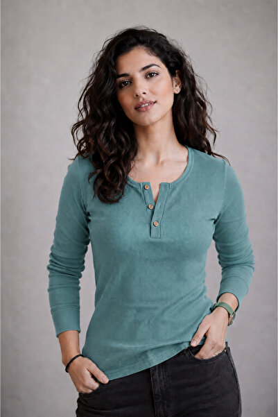 CAMILA PAUL Women's Placket Camisole Blouse