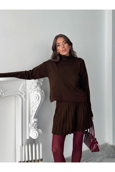 POİNE Women's Premium High-Neck Sweater and Pleated Mini Skirt Knitwear Set