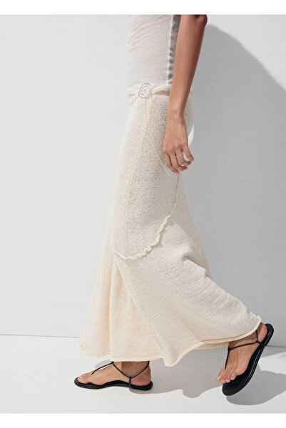MANGO Woman Knit skirt with wavy seam detail