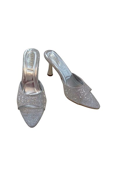 Acarbey Zenne with Heels