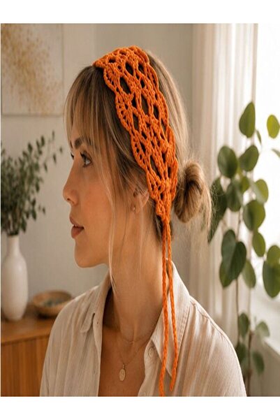 Cherry Butik Knitted Crown Bandana