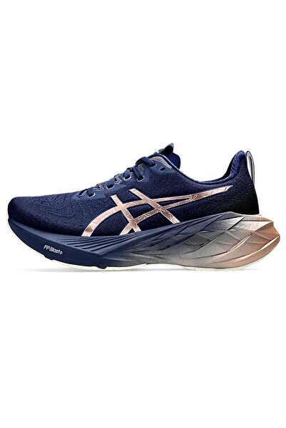 Asics & Onitsuka Tiger حذاء أسيكس نوفابلاست 4 للجري الخارجي باللون الأزرق/الذ...