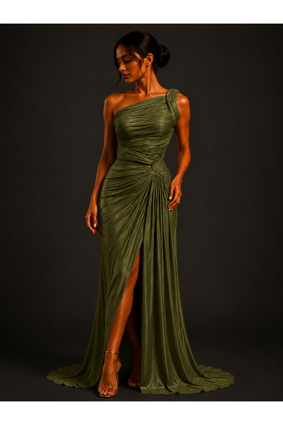 Queens dresses Pleated Evening Dress