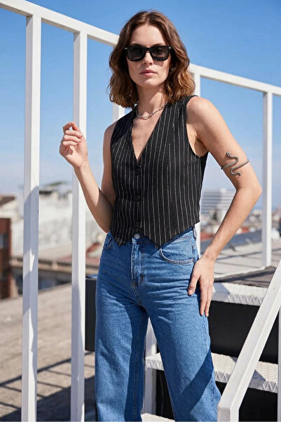 Efnaz style Women's V-Neck Striped Black Vest