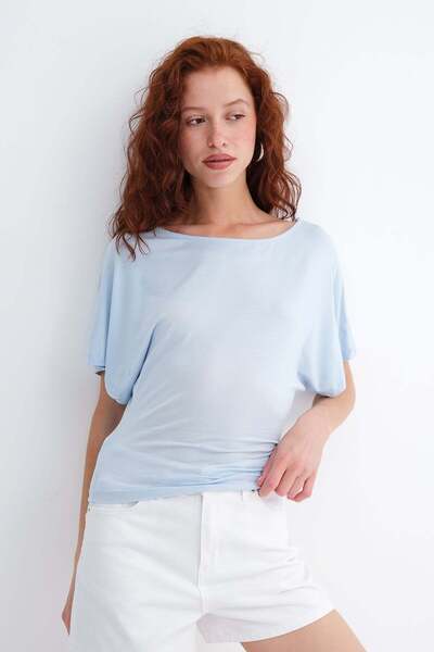 Addax Kayık Yaka Basic T-shirt P0977