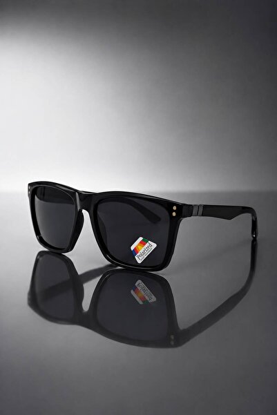 Nilu Moda Black Adult Polarized Sunglasses