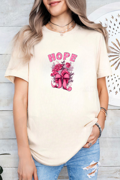 Sarah's Boutique Women's T-shirt – 100% cotton – Hope Roses
