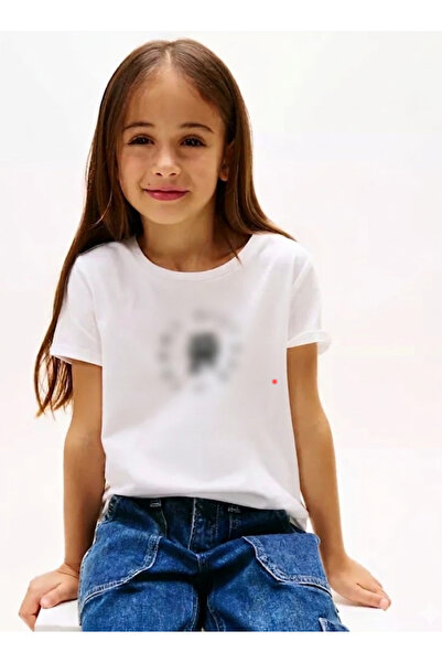 Generica High-End and Luxurious T-Shirt