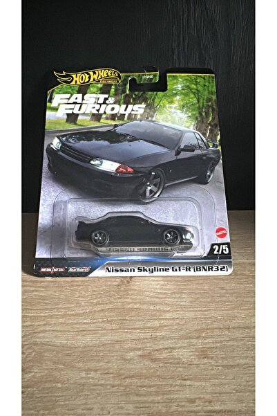 HOT WHEELS نيسان سكايلاين جي تي-آر (BNR32) الفاخرة
