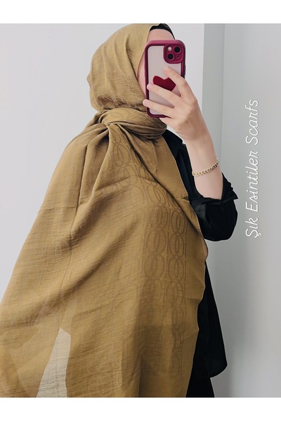 MODA İmannoor Tarzı Desenli Şal – Dökümlü Yapı, Şık ve Zarif Görünüm