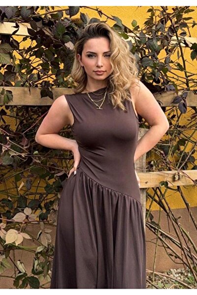 MEGOMEL Elegantna lepršava maksi haljina sa halter izrezom i detaljima na struku