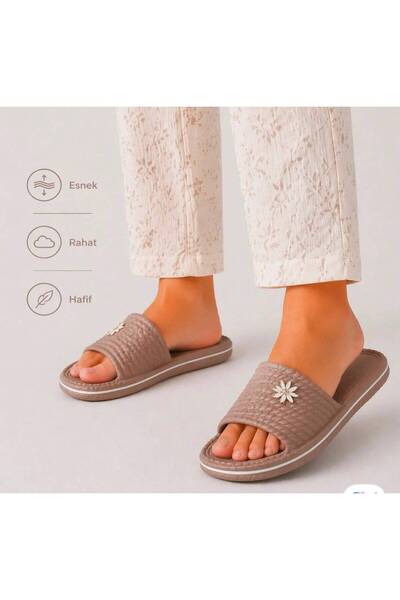 WOSSE Women's Very Lightweight Pool Beach Anti-Slip Home and Street Slippers