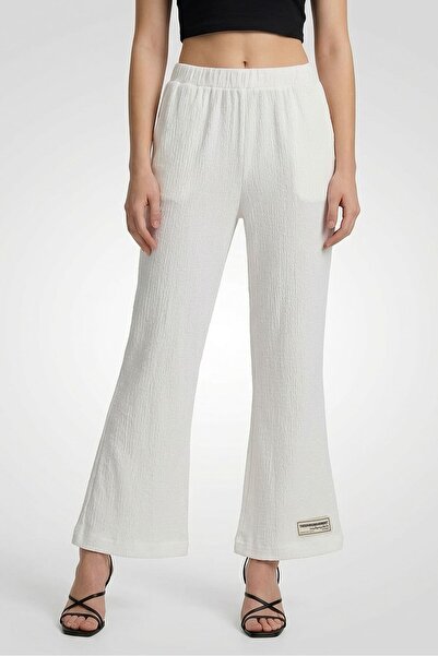 The Giving Movement Women Regular Fit Textured Flared Pants, White