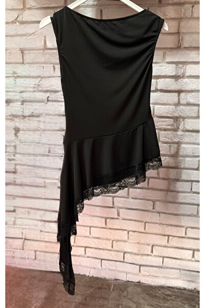 Butik A-simetrik bluz
