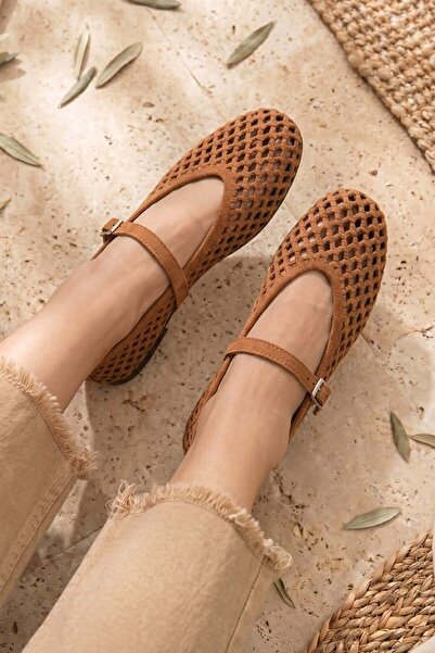 Stilbagshoes حذاء REBECCA نسائي من الجلد الأصلي بتفاصيل مطبوعة بالليزر