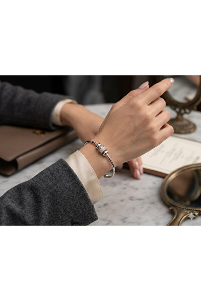 Minka Concept Zircon Stone Bijouterie Handcuff Bracelet