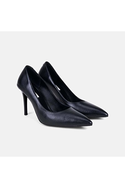 Desa Kadın Siyah Sivri Burunlu Klasik Dokulu Deri Stiletto