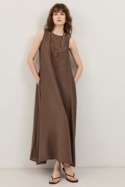 Antioch Coffee Dripped Halter Neck Midi Dress