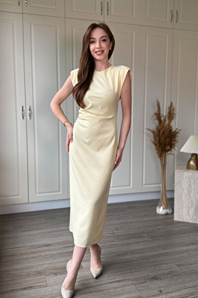 Dilay Gökoğlu Butik Padded and Stoned Slit Midi Dress