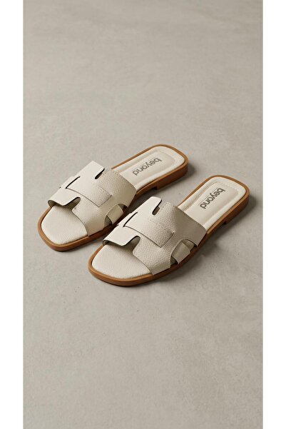 Beyond Women's Beige Strappy Hrms Leather Slippers 1cm Byndst01