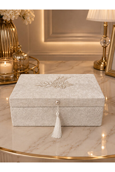 Velvet Coated Cream Bridal Makeup Chest with Cube