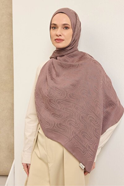 Silk Home شال قطني من نايا بنمط خطوط من فرو المنك