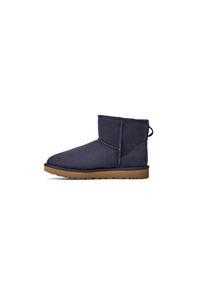 UGG CLASSIC MINI II 1016222-DKN Ghete de damă din piele întoarsă bej, mărimea...