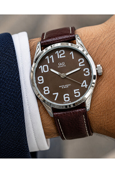 Q&Q Men's Wristwatch with Leather Strap, Casual & Classic, Gift Boxed