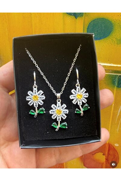 TAŞ DEVRİ HEDİYELİK Papatya Steel Necklace Earring Set