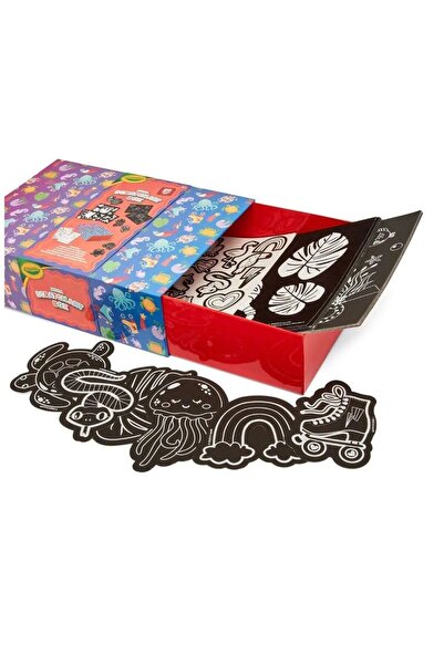 Crayola Scratch & Colour Bumper Box with 20 Pieces, Fun Kids Activity Set