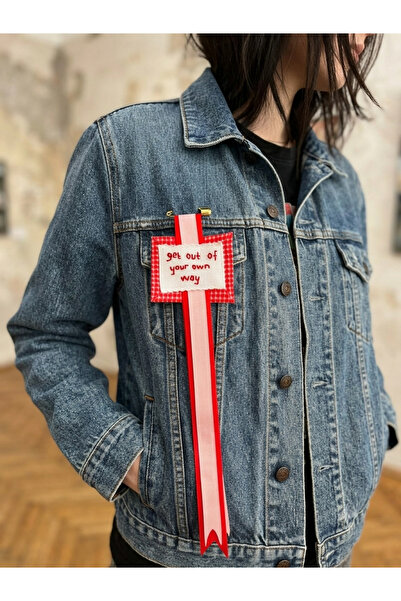 Ziv El Yapımı Get Out Of Your Own Way Yazılı Pötikare Kumaş Broş Ve Rozet
