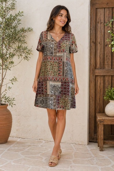 yb yağmur butik Φόρεμα από βισκόζη με μοτίβο patchwork και λαιμόκοψη V της Me...