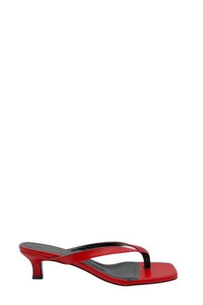 Moulin Shoes شبشب نسائي بكعب أحمر