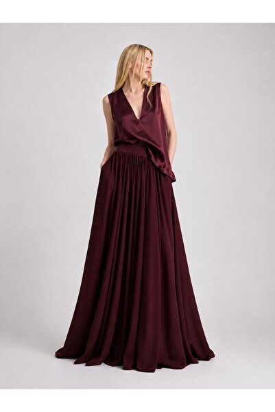 MERT ERKAN V-Neck Casual Satin Blouse & Maxi Length Crepe Skirt Top & Bottom Set