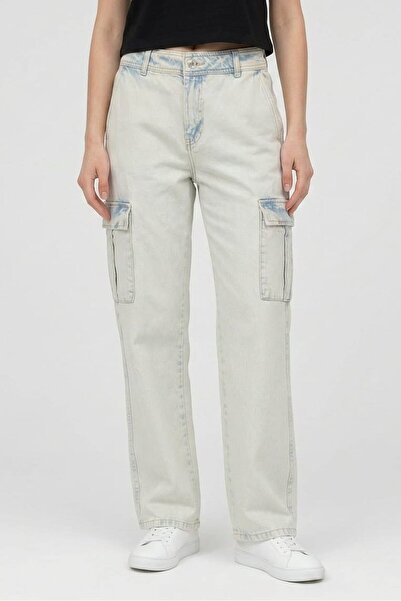 Don't Call Me Jennyfer Women Straight Fit Washed Cargo Denim, Light Blue