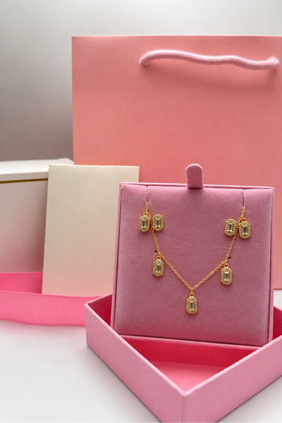Glamour Galore Luxury Rosary with Accessories